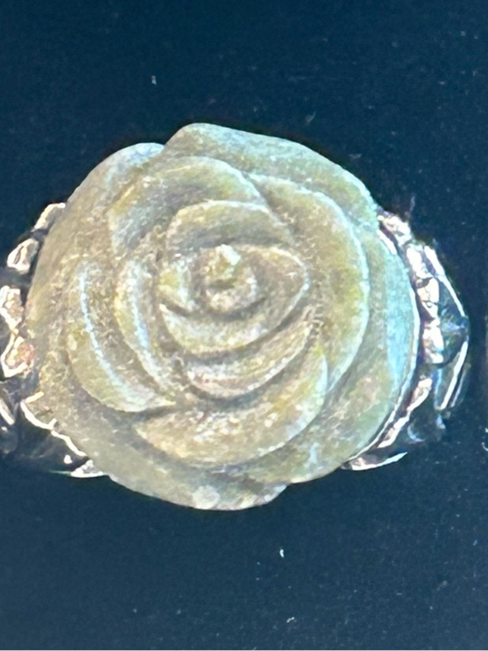 925 SS Carved Jade Rose Stone Statement Ring 💚 intricate detailed Band Sz 5 - Picture 2 of 5